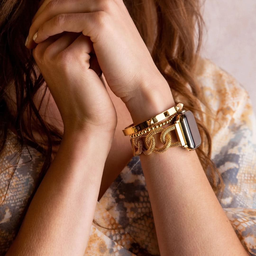 <tc>Woven Elegance </tc>